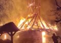 Video-Biserică de patrimoniu din Muzeul Satului Bănățean, mistuită de flăcări