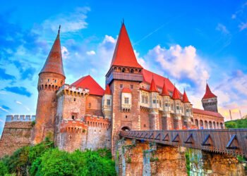 Bijuteria din Hunedoara: Legenda vie a Transilvaniei – Castelul Corvinilor