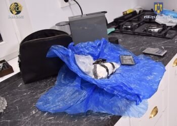 Cu cât se vindea cocaina pe străzile din Iași! Poliția a destructurat rețeaua, 6 traficanți reținuți