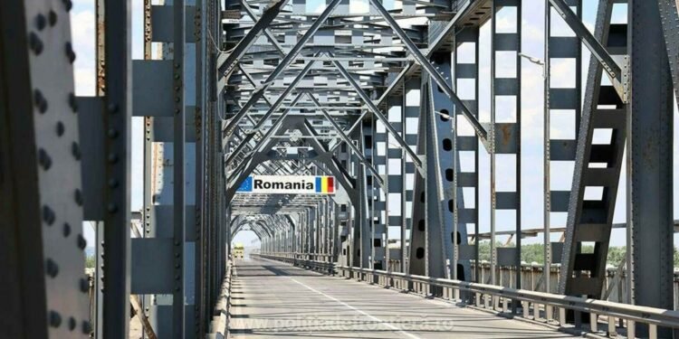 Podul Giurgiu-Ruse va fi închis circulației rutiere pe 27 martie