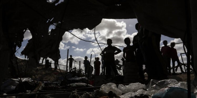 Un lider politic al Hamas, ucis într-un raid aerian israelian în sudul Gazei