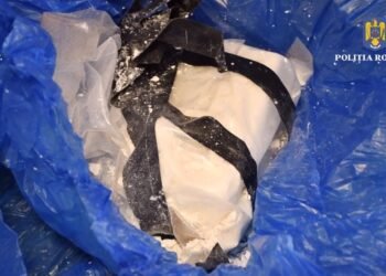 Rețea de trafic de cocaină destructurată la Iași: 15 percheziții, 7 suspecți reținuți și droguri de mare risc confiscate