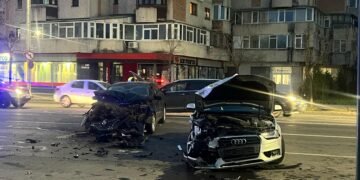 Grav accident între 3 autoturisme în Iași