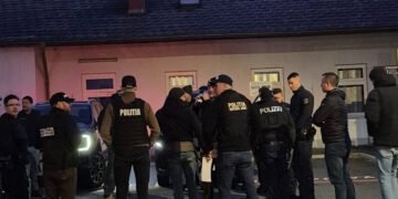 Arsenal de război livrat prin curier! Mascații au “semnat” de primire!