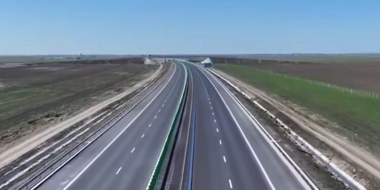 Ministrul Transporturilor dă asigurari că anul viitor se va putea circula pe toată Autostrada Moldovei