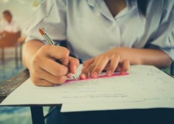 De mâine începe simularea probelor scrise de la Bacalaureat