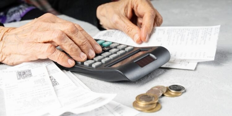 Actualul sistem de pensii va dispărea. Pensia va ajunge la mai puțin de 30% din valoarea ultimului salariu!