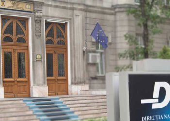 Doi executori judecatoresti și doi avocați au fost trimiși în judecată de DNA pentru abuz în serviciu și complicitate