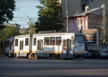 ANPC a oprit temporar din circulaţie 23 de tramvaie din București în urma ”multiplelor deficienţe constatate”