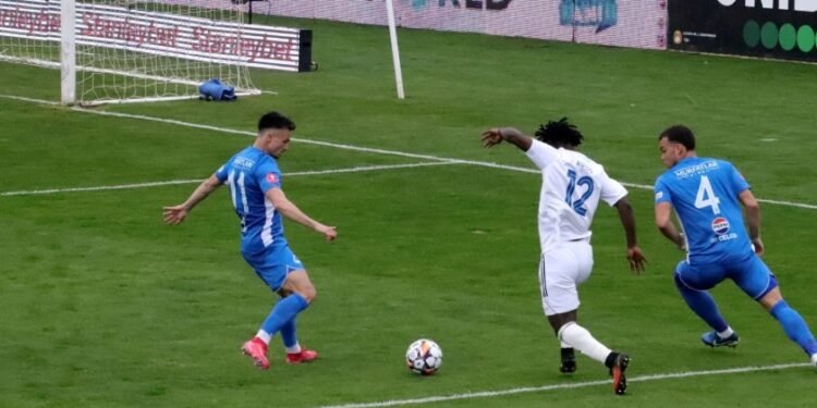 Meci spectacol în Superligă: FC Botoșani – Farul Constanța 4-3