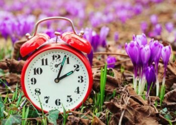 Ora de vară 2025:  În această noapte, ceasurile se dau înainte cu o oră