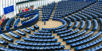 Procurorii belgieni verifică dacă Huawei a plătit pentru scrisoarea semnată de 8 europarlamentari, dintre care 3 români