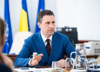 Ministerul Finantelor a publicat proiectul privind „taxa pe stalp”