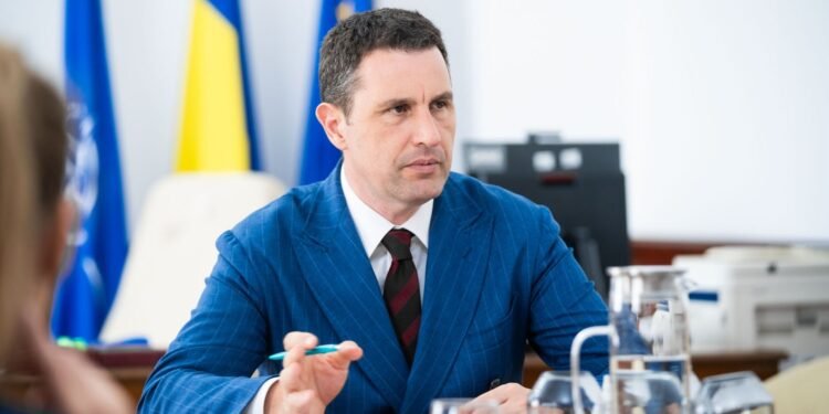 Ministerul Finantelor a publicat proiectul privind „taxa pe stalp”