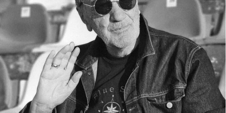 Ieșenii își pot lua mâine rămas bun de la cel mai important fotbalist din istoria orașului