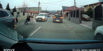 Altercație pe o stradă din Cluj între un șofer și un pieton