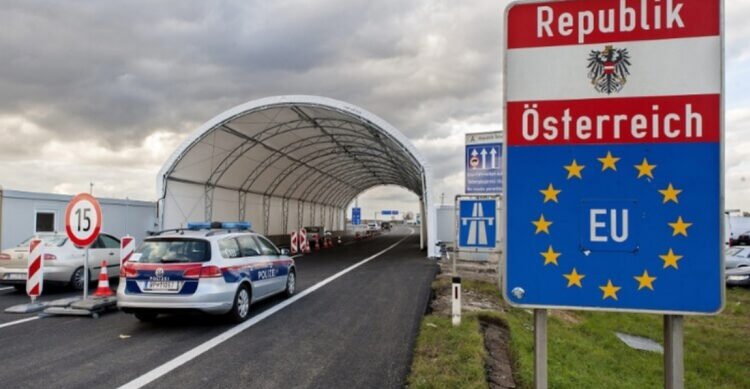 Austria inchide mai multe puncte de frontiera pentru limitarea răspândirii febrei aftoase