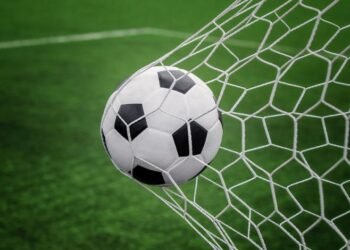 Superliga: FCSB – CFR Cluj sau Dinamo – Universitatea Craiova în ziua de Paşte