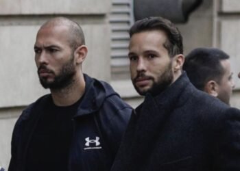 Frații Tate au plecat de la sediul DIICOT direct în Dubai