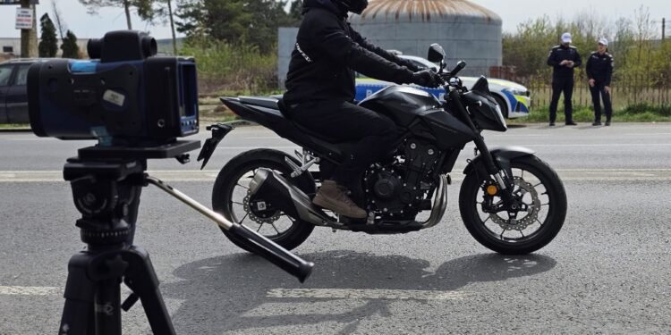 Mobilizare fără precedent de 1 Mai: Poliția Română patrulează cu 1.400 de agenți și 400 de radare