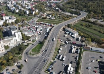 Parcarea la bordură devine cu plată pe 41 de străzi din Iași