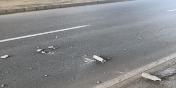 FOTO/VIDEO-Podurile româniei se prăbușesc, dar banii dispar în studii și tăceri. Șoferiță salvată de o secundă sub Pasajul Nicolina: „au căzut bucăți de beton chiar după ce am trecut cu mașina!”