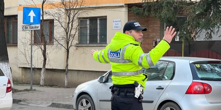 Guvernul vrea tăieri, Iașul are deja lipsă: prea puțini polițiști locali pentru un oraș universitar