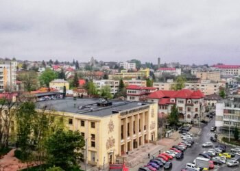 Revoluție în viața culturală studențească: casele de cultură trec la primării, cu bani europeni și autonomie locală