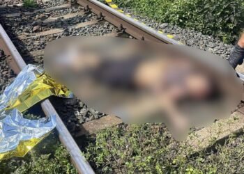 Tragedie la Asău: adolescentă de 15 ani, accidentată mortal pe calea ferată