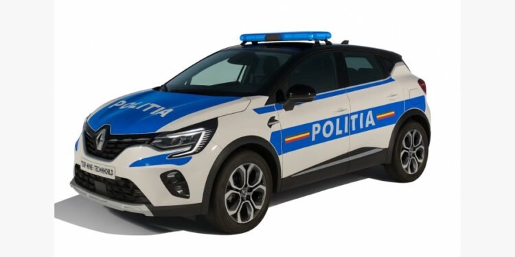 Poliția schimbă flota. MAI cumpără 5.000 de mașini hibride Renault
