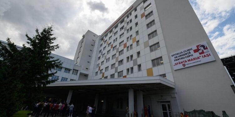 ȘOC la Iași! Bacteria care a UCIS 7 copii, găsită chiar în chiuveta de la ATI! Cine răspunde pentru tragedie?