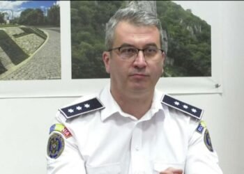 Șeful IPJ Mehedinți, prins cu 109 km/h ‘în misiune de concediu’. DNA i-a tăiat viteza carierei!