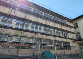Primăria Iași scoate banii din buzunar după ce guvernul taie finanțarea PNRR pentru Colegiul Eminescu și alte școli
