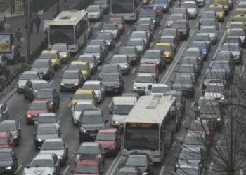 Revoluție pe șoselele Capitalei! Bucureștiul vrea să-i taxeze pe toți șoferii din alte județe — până la 50 de euro ca să intri în oraș!