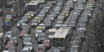 Revoluție pe șoselele Capitalei! Bucureștiul vrea să-i taxeze pe toți șoferii din alte județe — până la 50 de euro ca să intri în oraș!
