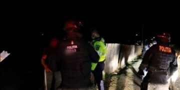 Furt de „lux” în Cicoarei: doi vecini au jefuit… tot un vecin! Au plecat cu trotineta, boxa și adidașii!