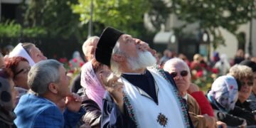 Peste 8.000 de pelerini deschid Sărbătorile Iașului 2025. Moaștele Sfintei Parascheva, aduse spre închinare pe 8 octombrie