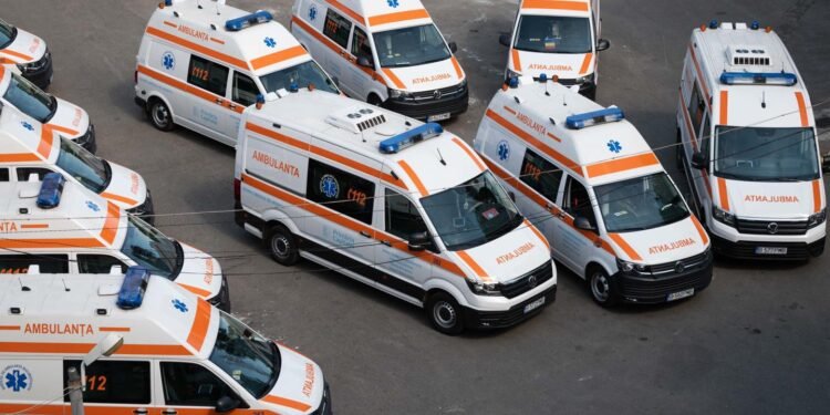 Plan național de reînnoire a ambulanțelor: Iașul primește firimituri, deși are flota cea mai uzată