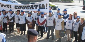 Alarmă în Educație: 10% dintre dascăli au renunțat la ore! Sindicatele pregătesc revolta profesorilor