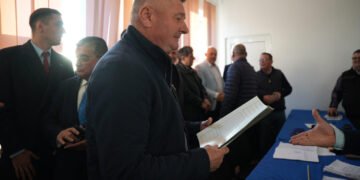 Premieră politică la Iași. PNL și USR susțin același candidat la Primăria Vânători