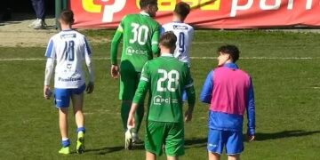 Poli a jucat, Dumbrăvița a punctat! Eșec dur pentru ieșeni pe terenul „comunei de lux”