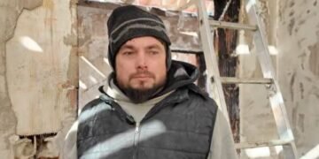 Casa făcută scrum în doar 30 de minute. Daniel are nevoie de ajutor