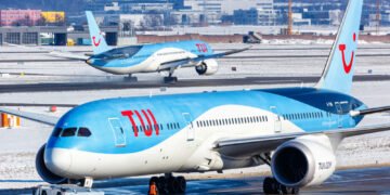 Nemtii de la TUI pregatesc intrarea oficiala pe piata din Romania