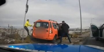 Cursă nebună pe străzile din Sibiu! Autoturism furat, șofer fără permis, oprit după ce a pierdut controlul volanului