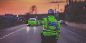 Razie fulger în Iași: șofer prins cu 111 km/h în oraș, permise suspendate și mașini trase pe dreapta în valul de controale al Poliției