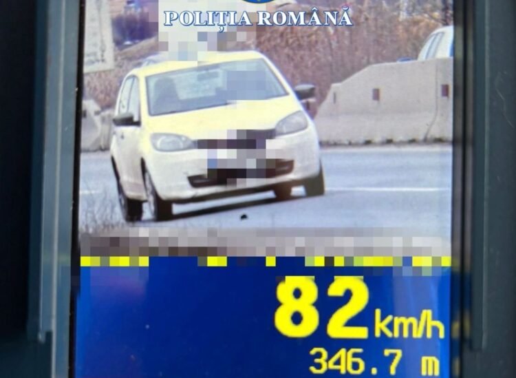 Șofer cu alcoolemie uriașă, prins pe DE583: circula cu viteză, fără centură și cu luminile stinse. Dosar penal după testul de 1,03 mg/l