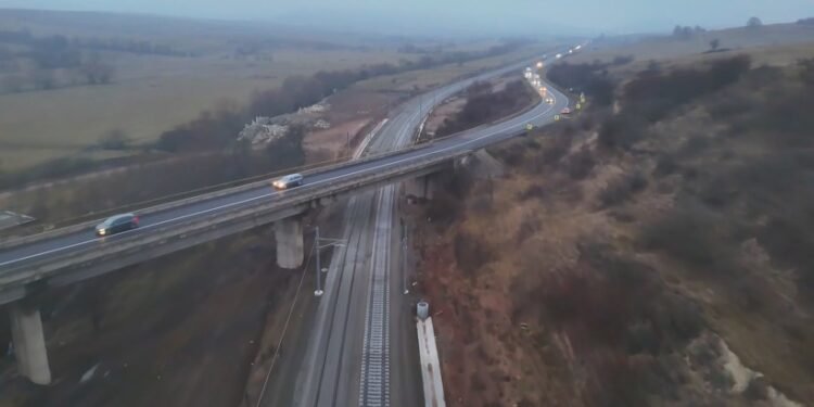 Asociaţia Pro Infrastructură subliniază un record în lucrările pe calea ferată: modernizare pe un fir în doar doi ani