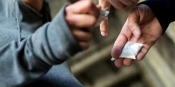 Vârsta consumului de droguri a scăzut la Iași: medicii trag un semnal de alarmă