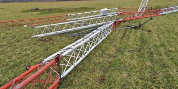 Doi bărbați din Vrancea arestați preventiv după ce ar fi distrus și sustras echipamente din parcuri eoliene în județul Brăila