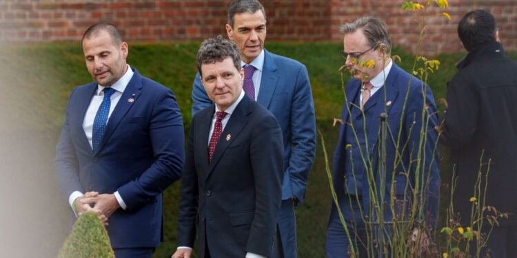 Nicușor Dan: Responsabilii politici să se preocupe mai mult de problemele structurale, mai puțin de zgomot și lozinci